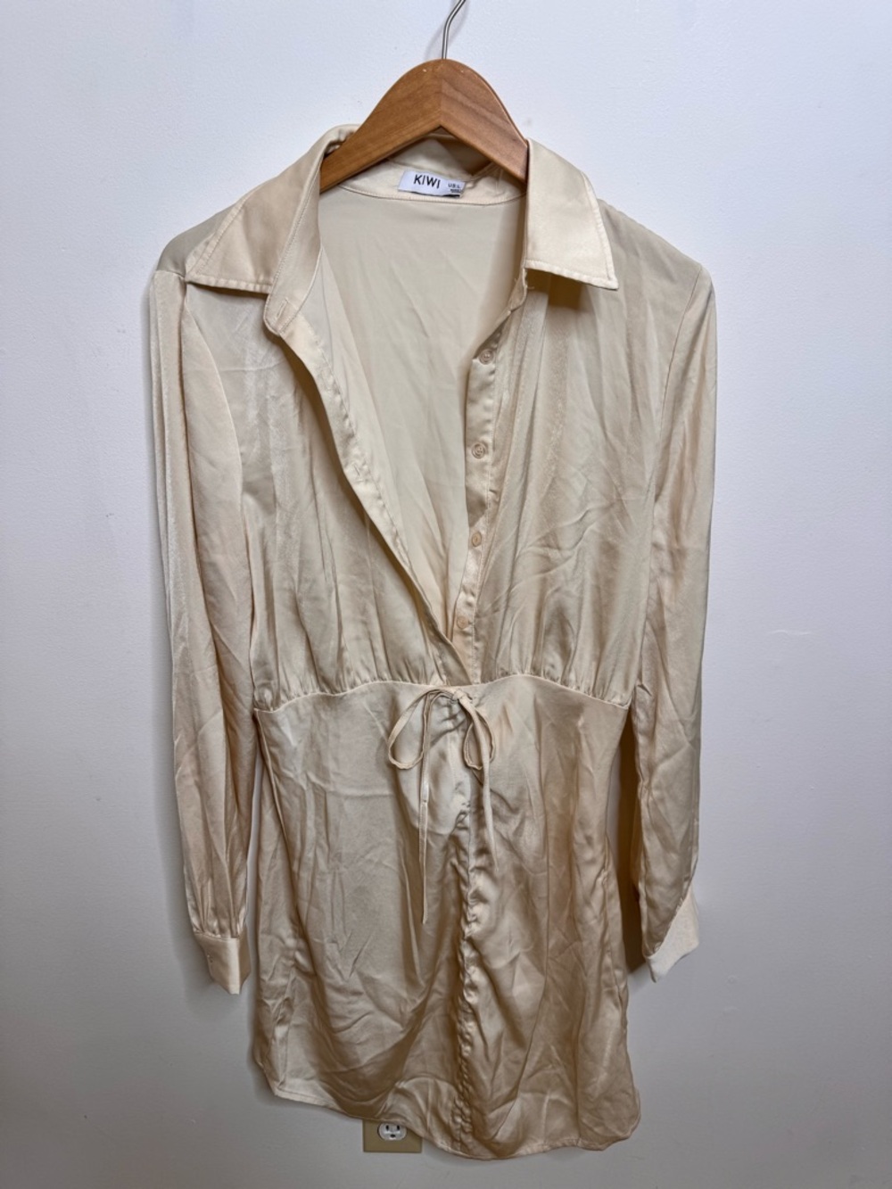 Kiwi Cream Satin like Tie Dress